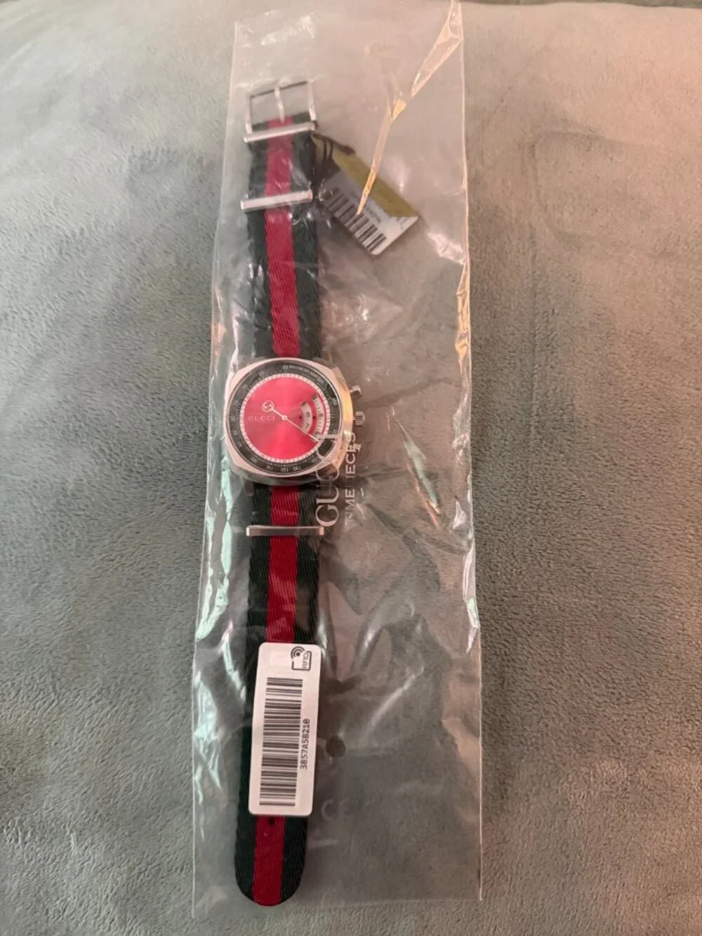 Gucci - YA157304 - Quartz Men's Grip Chronograph Nylon Strap Watch